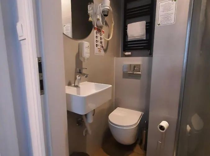 拉法别墅 3* 梅尔诺